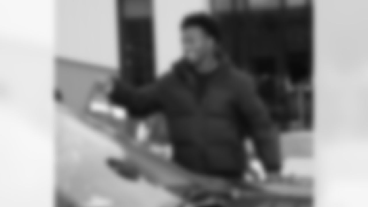 ThanksgivingTurkeys_112125ph18