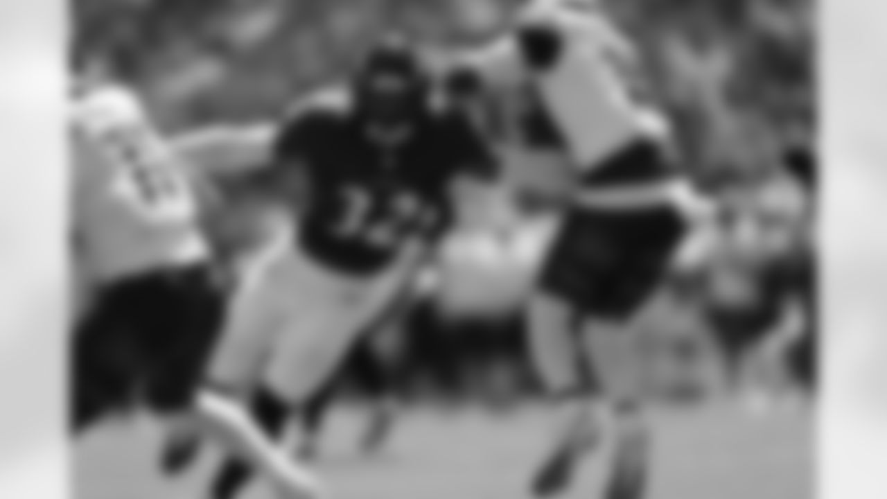 ILB Trenton Simpson