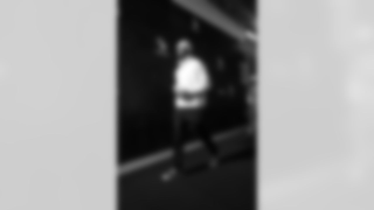 TE Scotty Washington