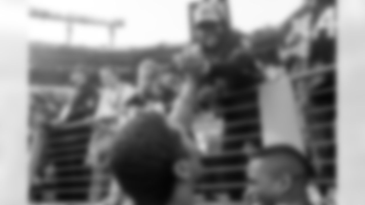 CHEER_FULL_102625-4