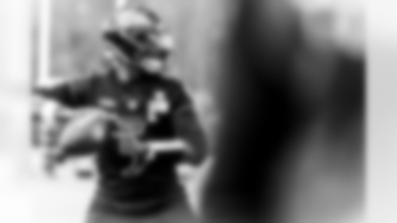 QB Tyler Huntley