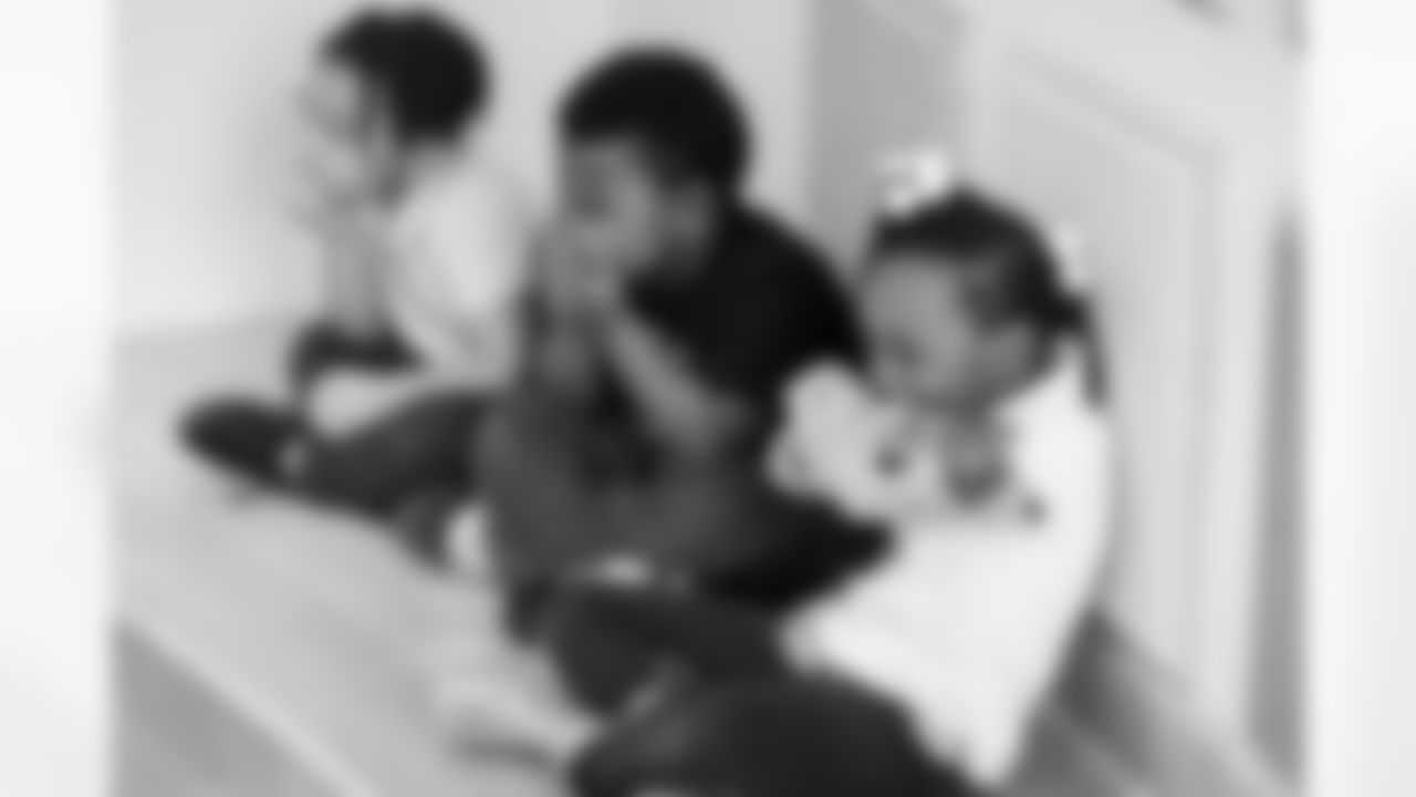 General Manager Eric DeCosta and Head Coach Jesse Minter visited local elementary schools as part of Read Across America Week.