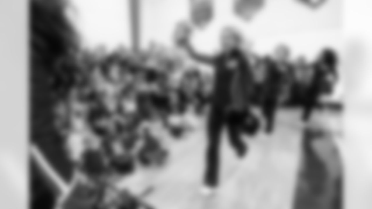 039_20251114_Purple_Caravan_sh_1961