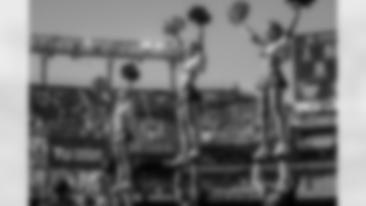 Cheer_WEB_100525-153