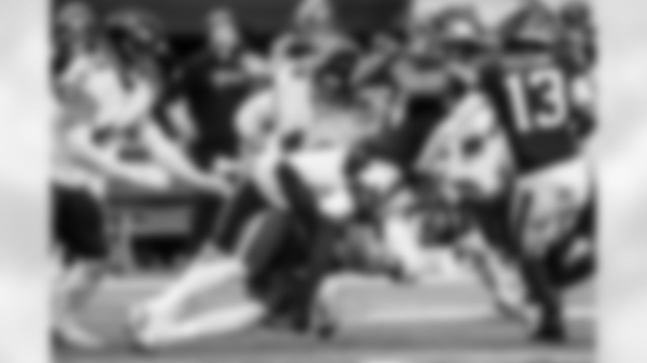 From left: ILB Teddye Buchanan, LS Nick Moore, & LB Jake Hummel