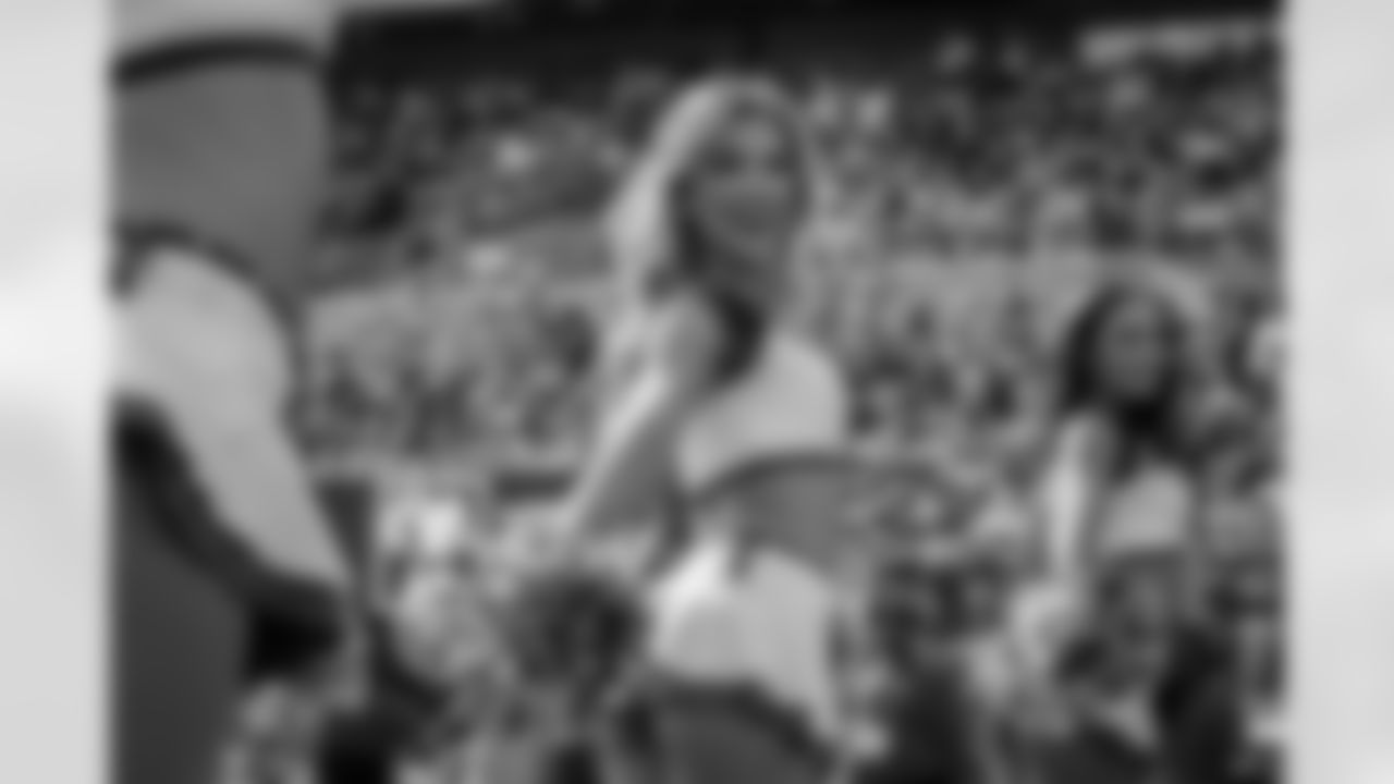 CHEER_WEB_091425-145
