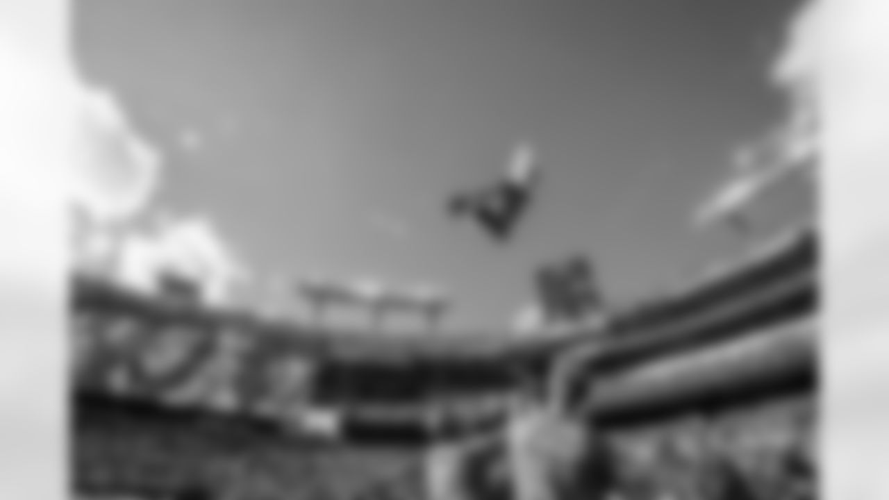CHEER_FULL_102625-30