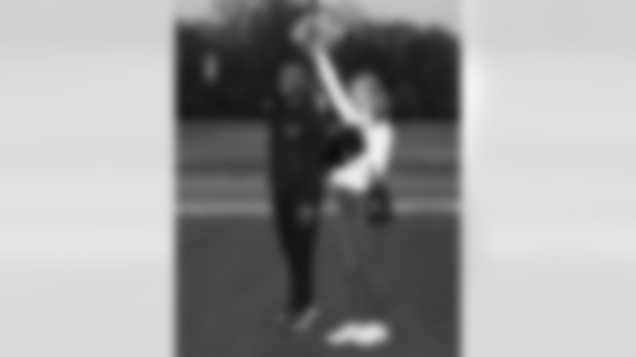 ThanksgivingTurkeys_112125ph26