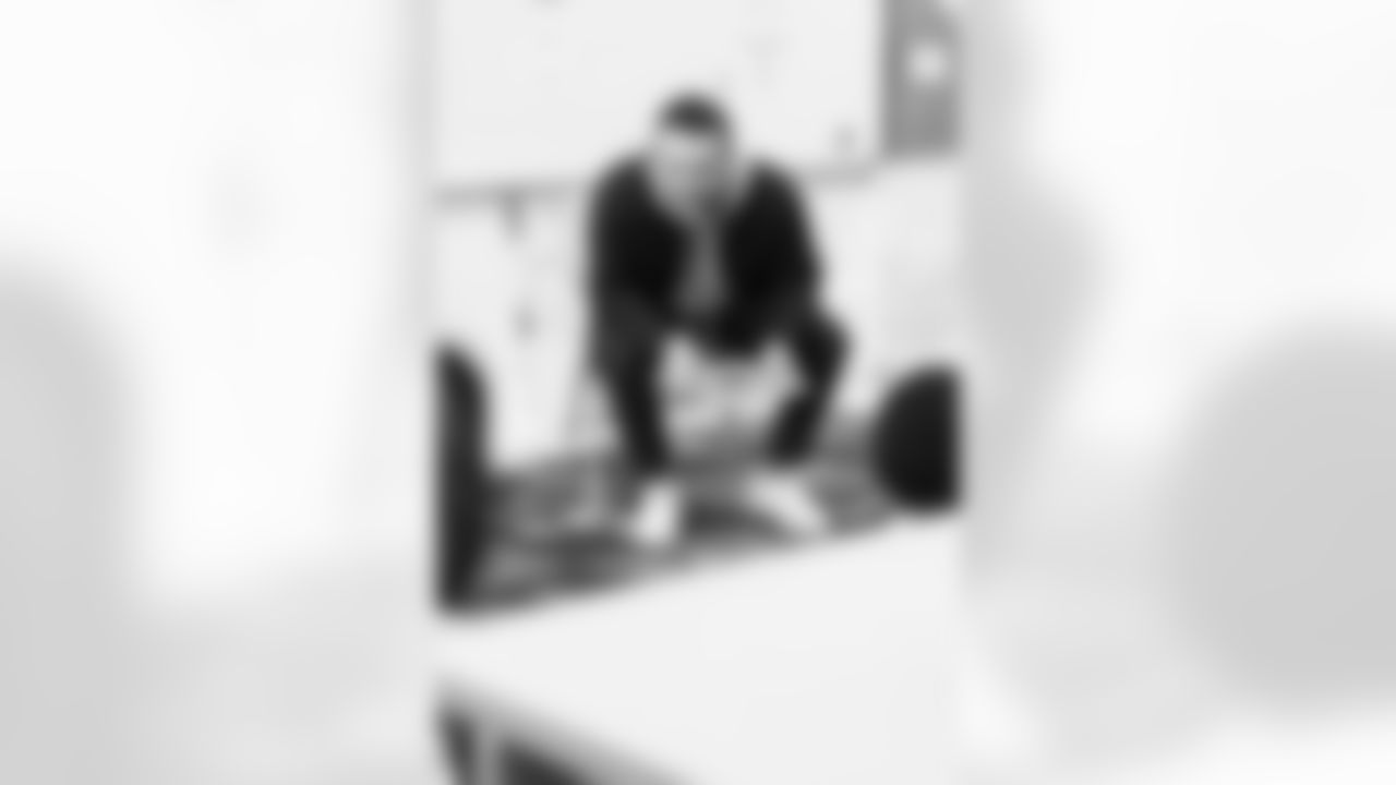 General Manager Eric DeCosta and Head Coach Jesse Minter visited local elementary schools as part of Read Across America Week.