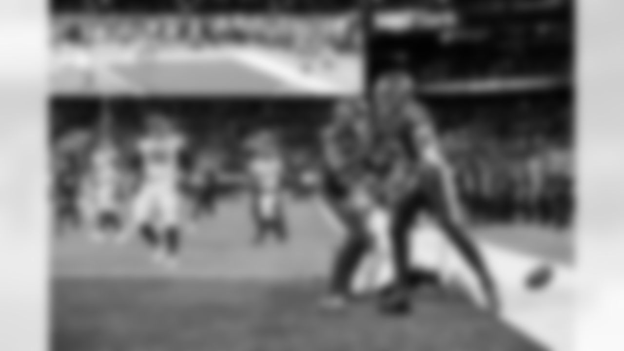 WR Devontez Walker (left) & RB Derrick Henry (right)