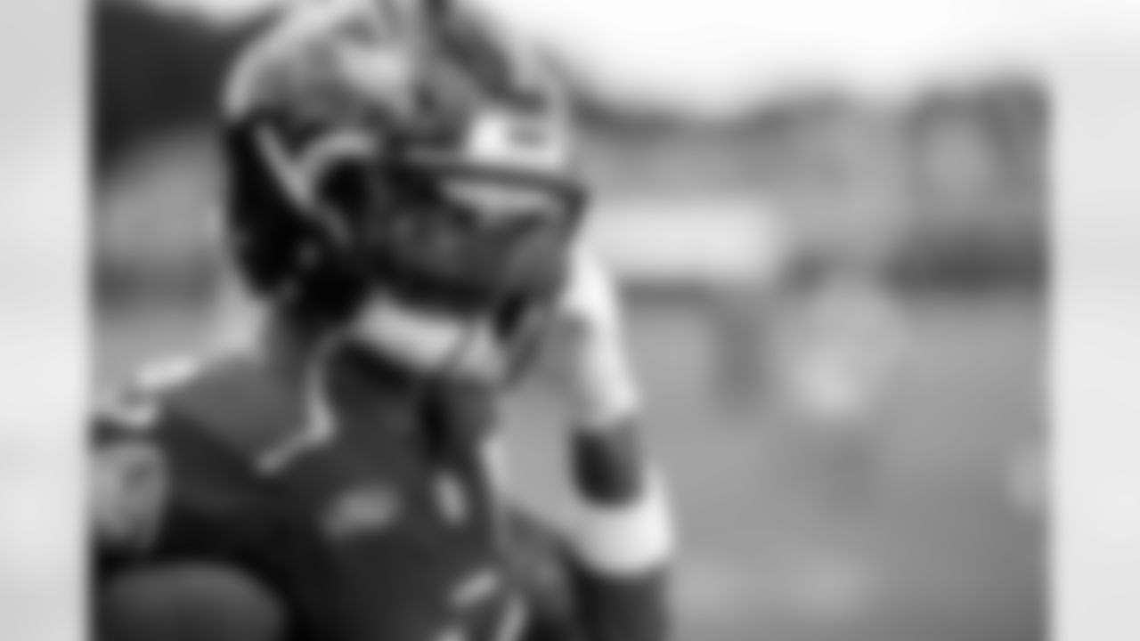 WR Tylan Wallace