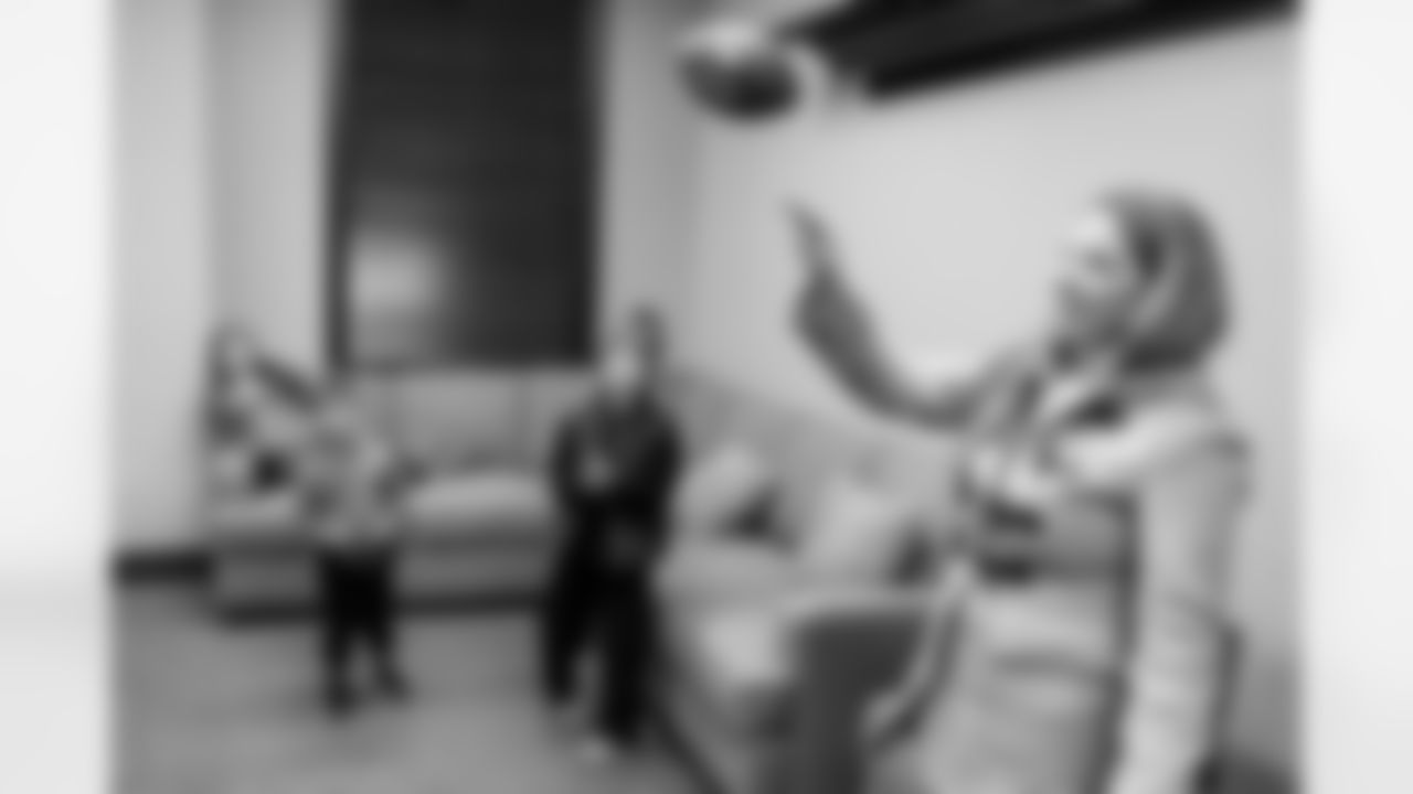 13_20260128_Minter_Arrival_sh_1075