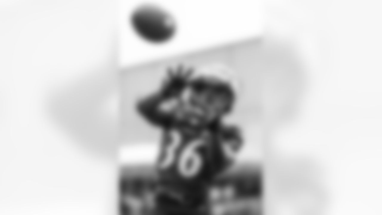 RB Owen Wright