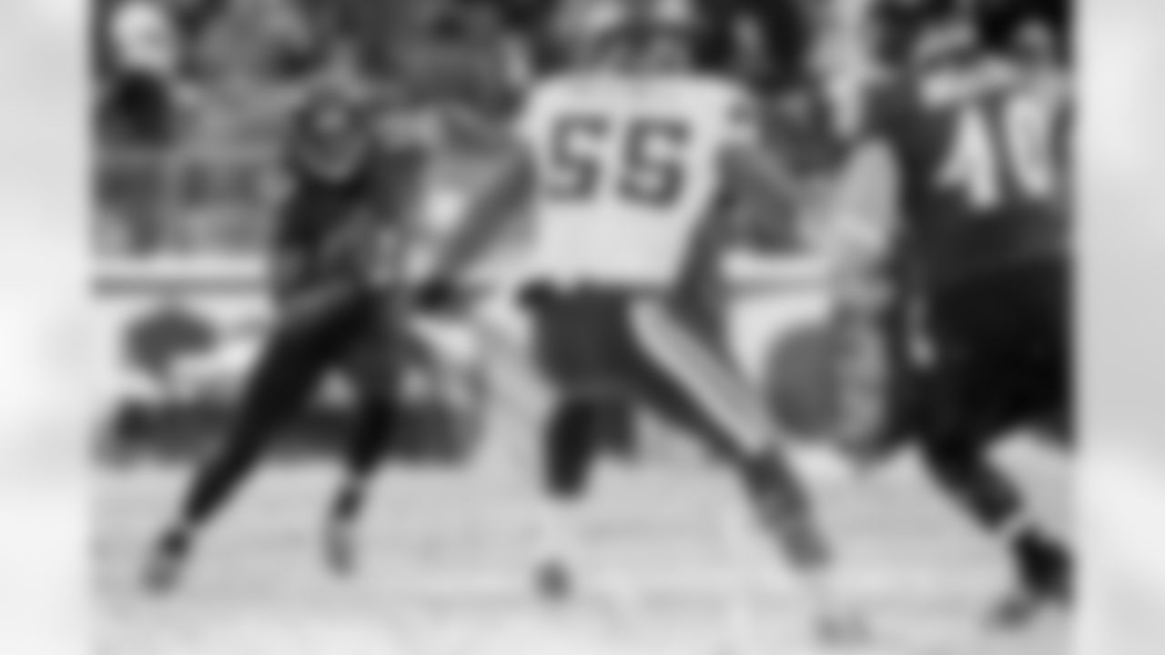 JonesJ120813sh05