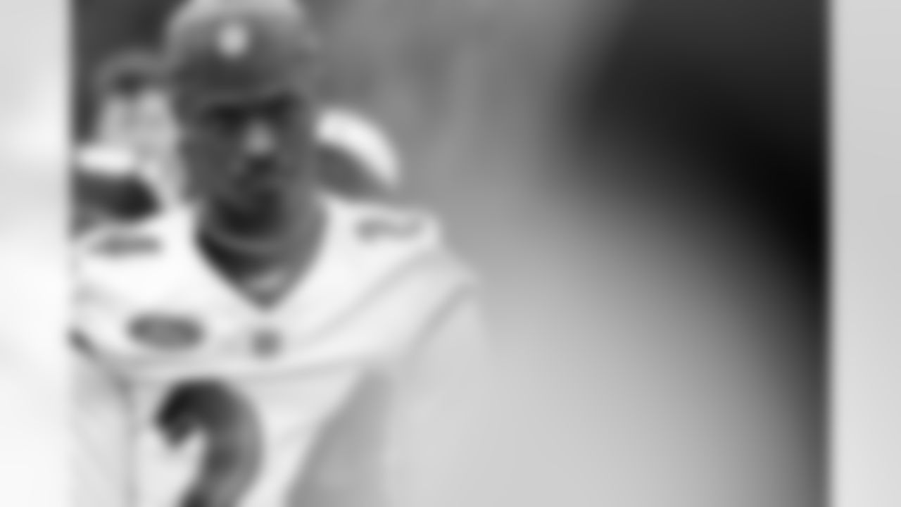 S Malaki Starks