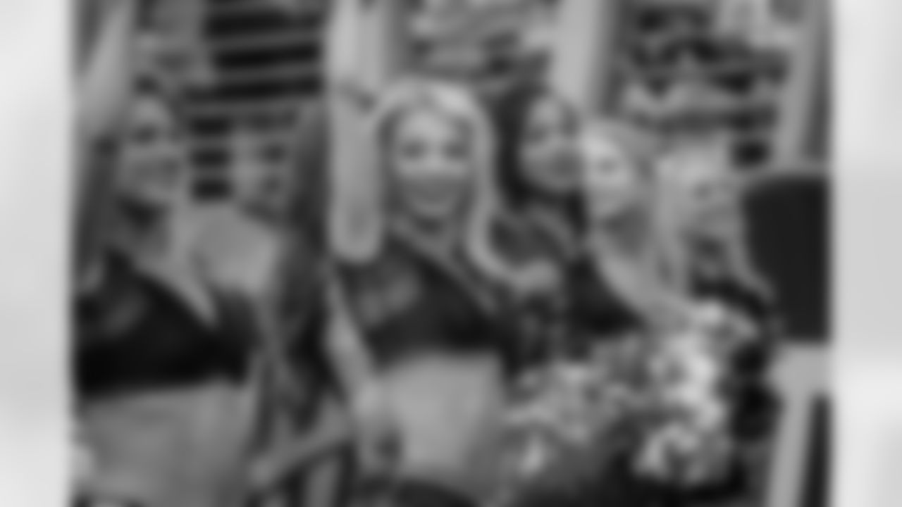 Cheer_VS_Colts-121