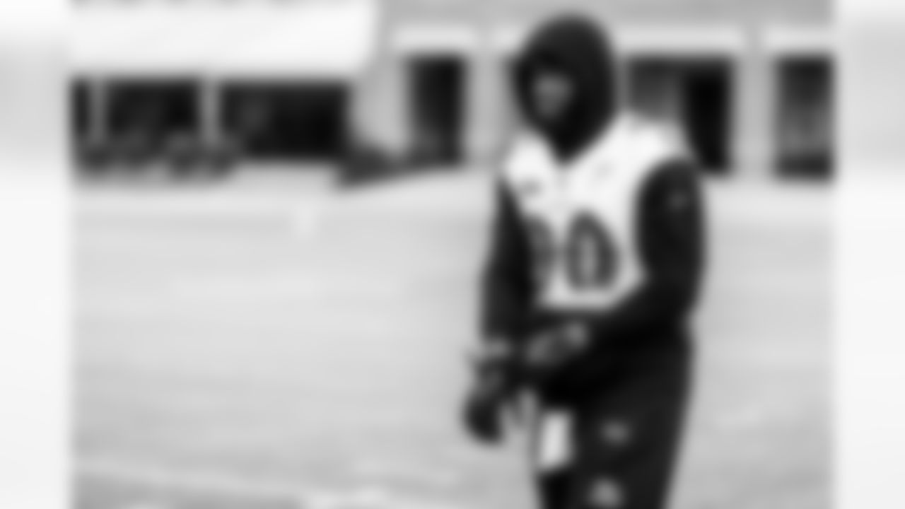OLB David Ojabo