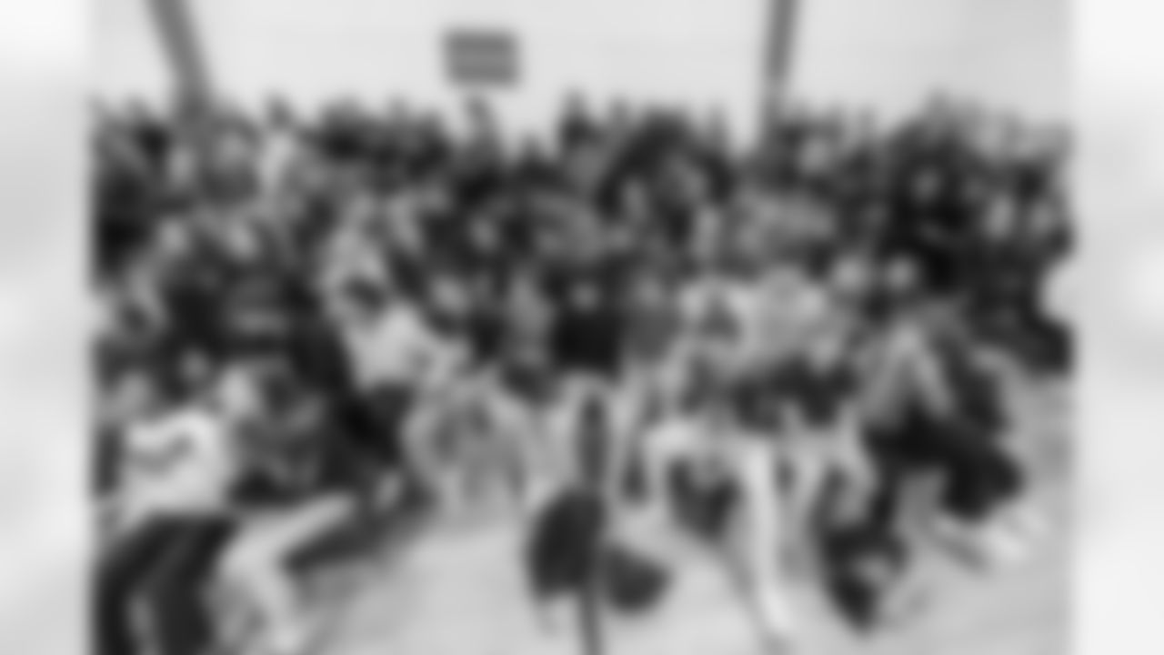 044_20251114_Purple_Caravan_sh_2285