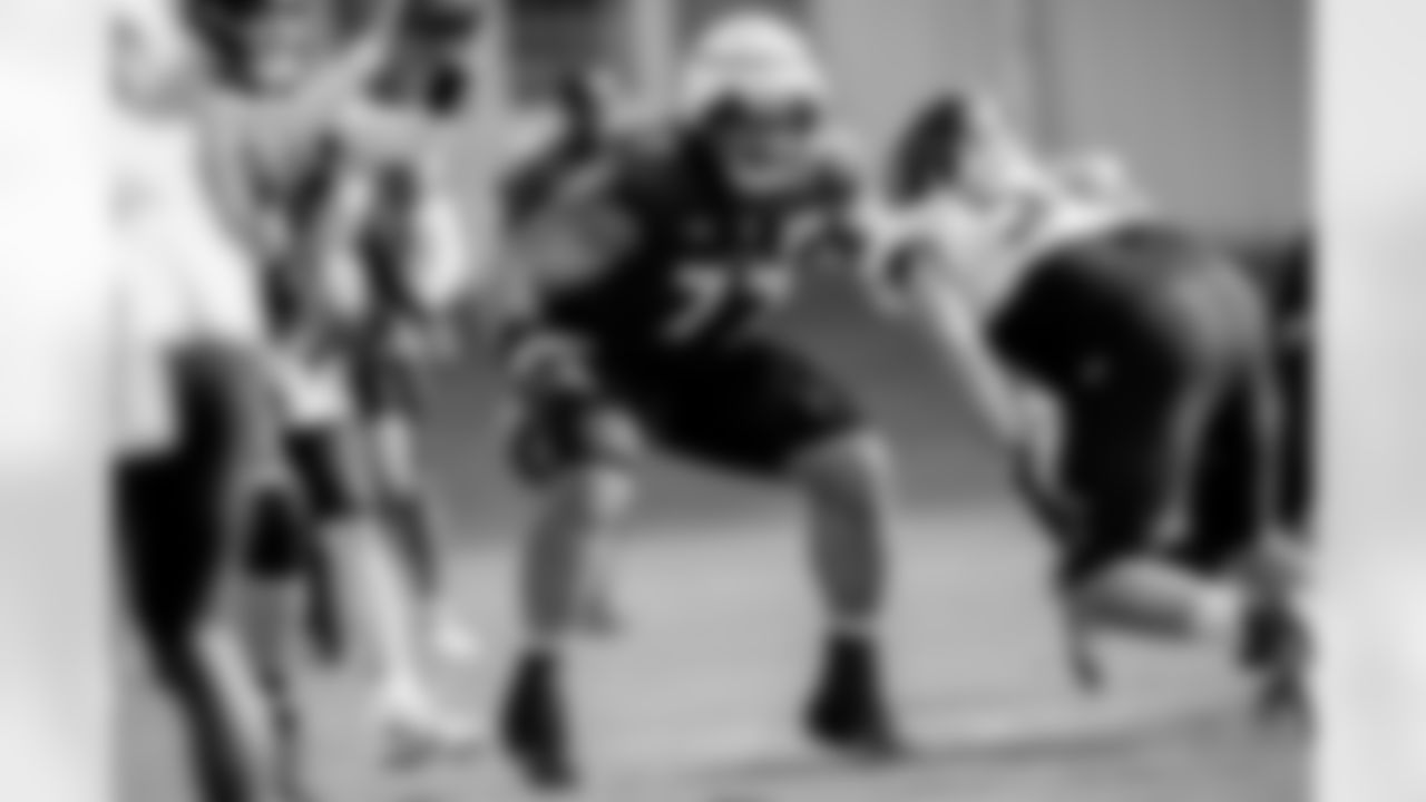 G Daniel Faalele