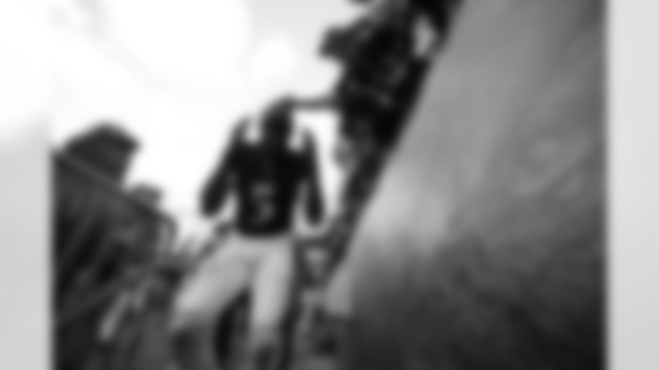 QB Tyler Huntley