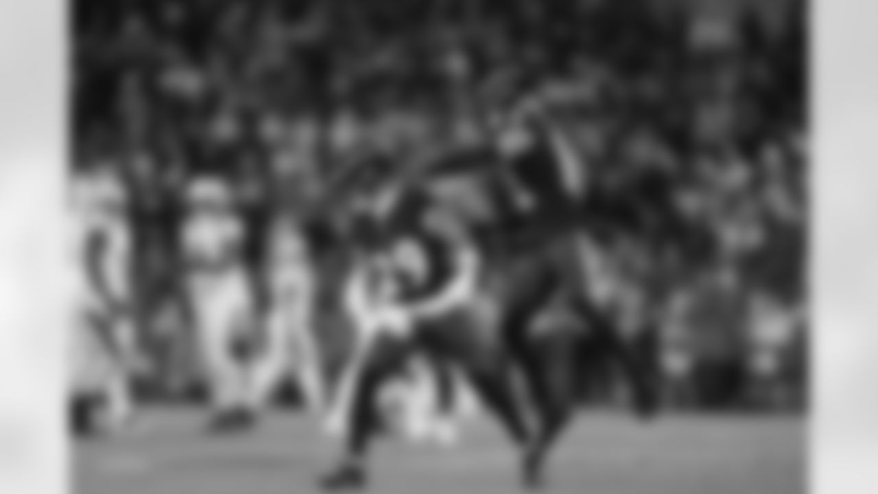 S Ardarius Washington (left) & S Kyle Hamilton (right)