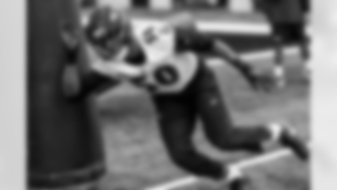 OLB Adisa Isaac