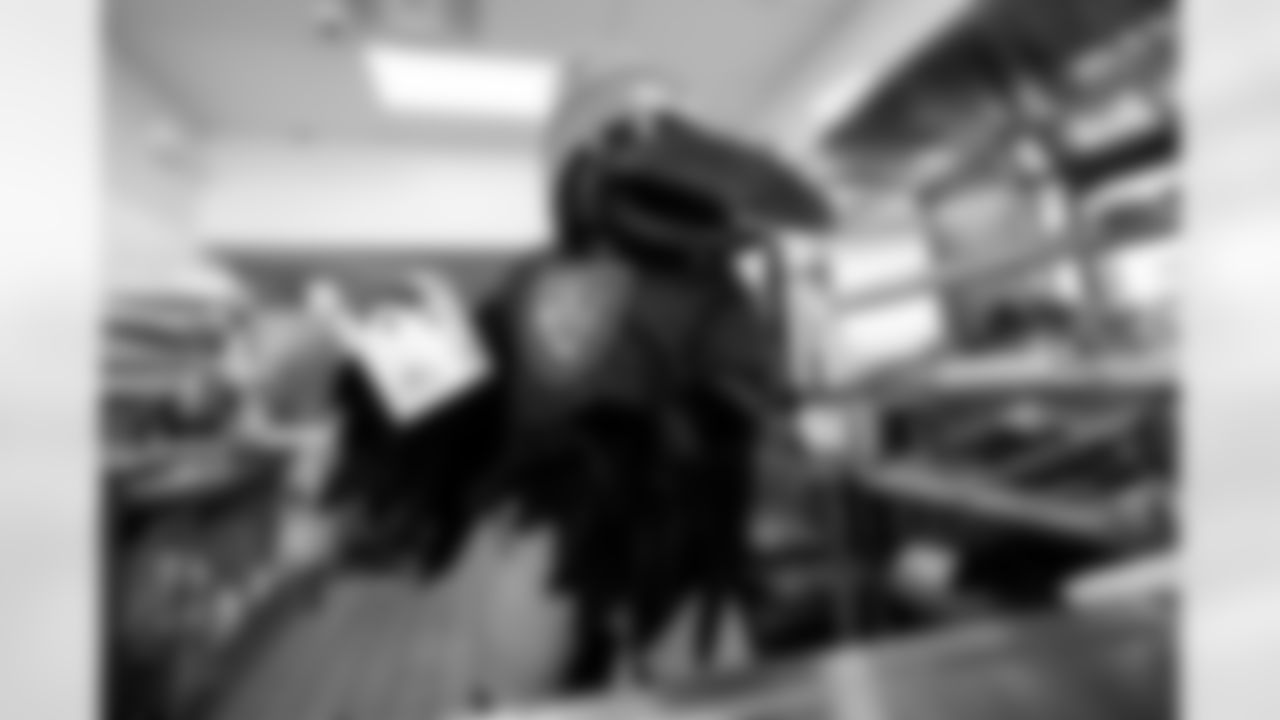 004_20251114_Purple_Caravan_sh_0419