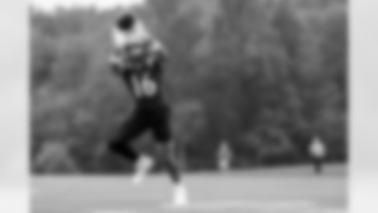 WR Tylan Wallace