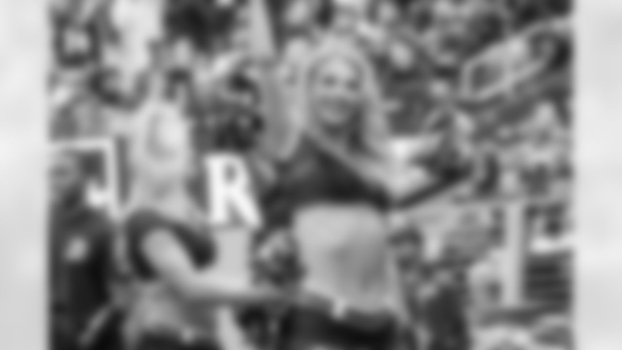 CHEER_WEB_101225-130