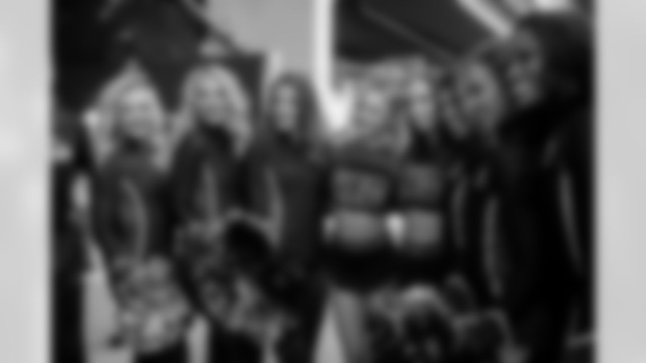 CHEER_WEB_120725-106