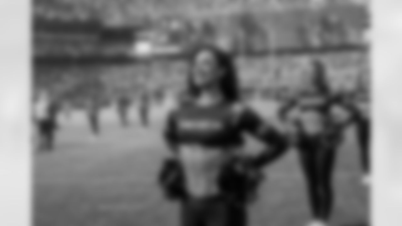 CHEER_FULL_102625-12