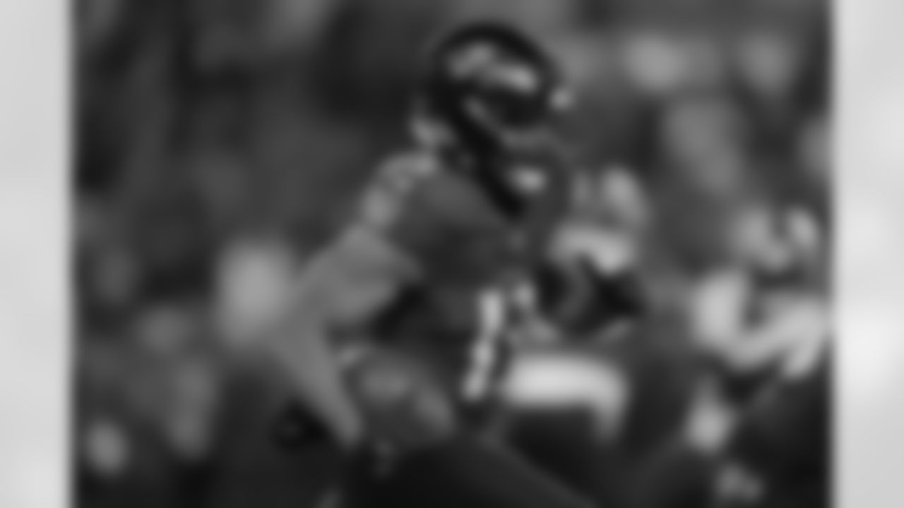 WR Devin Duvernay