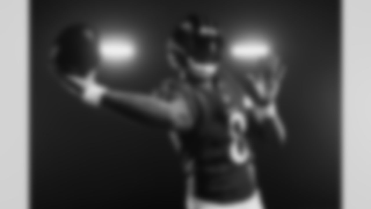 QB Lamar Jackson