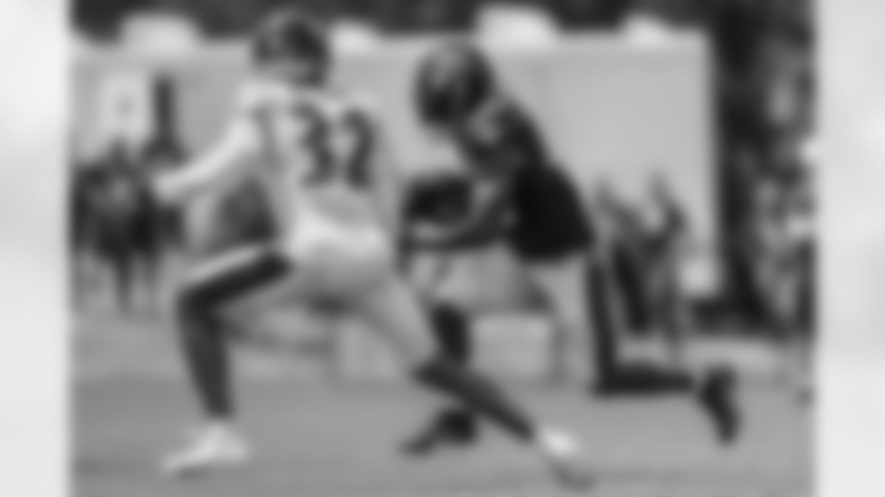 RB Justice Hill