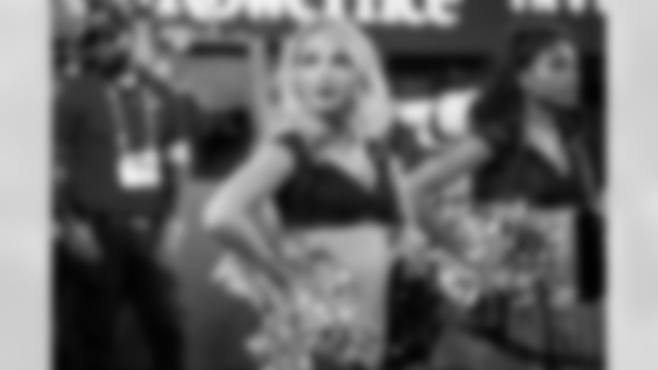 Cheer_VS_Colts-159