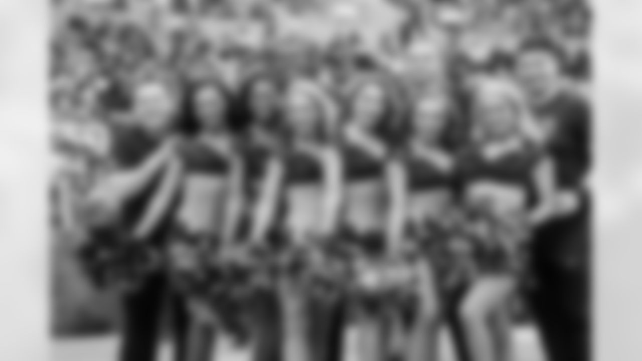 CHEER_WEB_101225-147