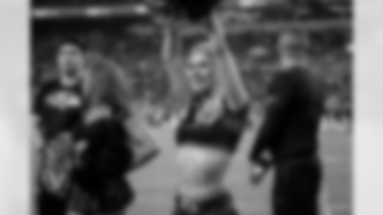 Cheer_VS_Colts-165