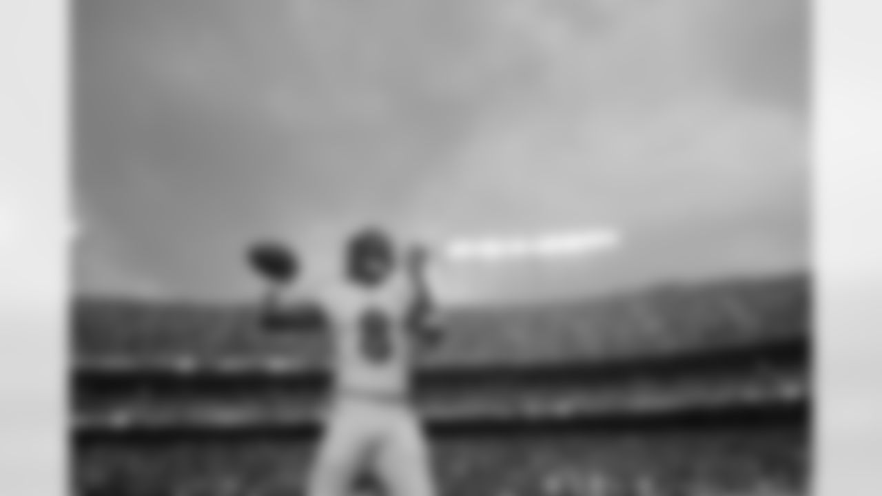 QB Lamar Jackson