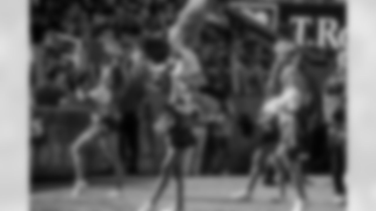 Cheer_WEB_100525-150
