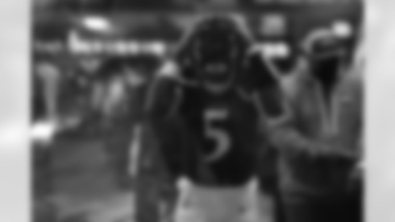 QB Tyler Huntley
