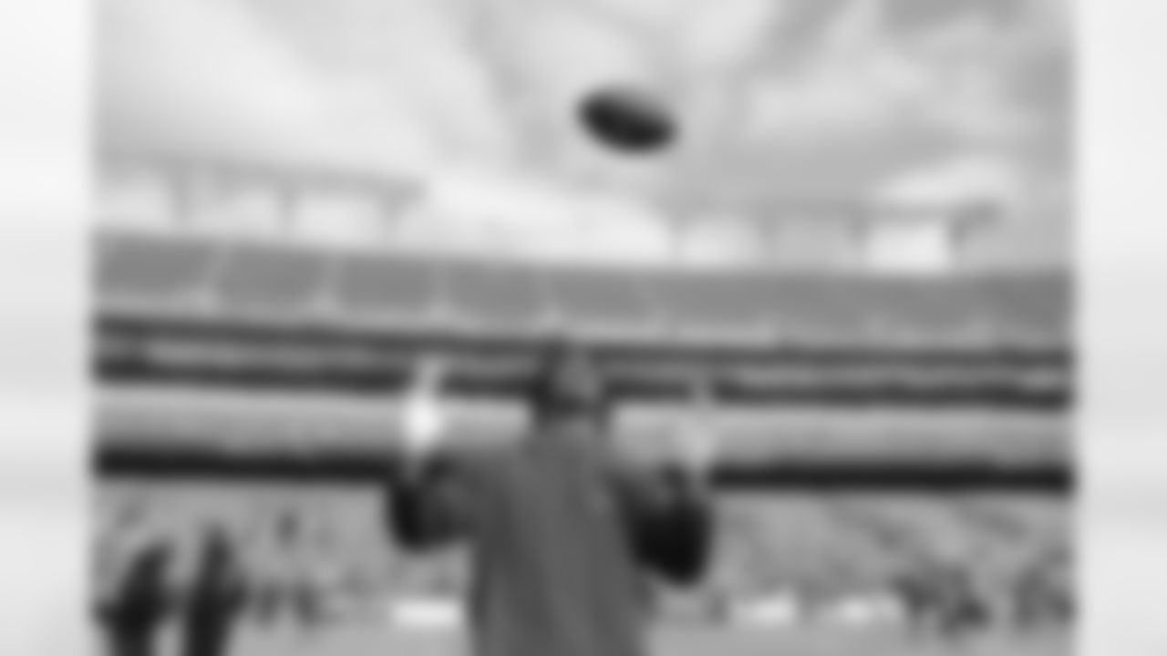 TE Isaiah Likely