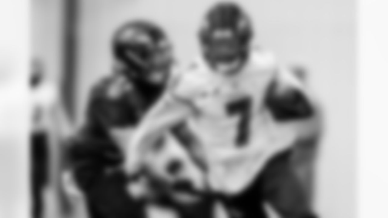 CB Anthony Kendall (left) & WR Rashod Bateman (right)