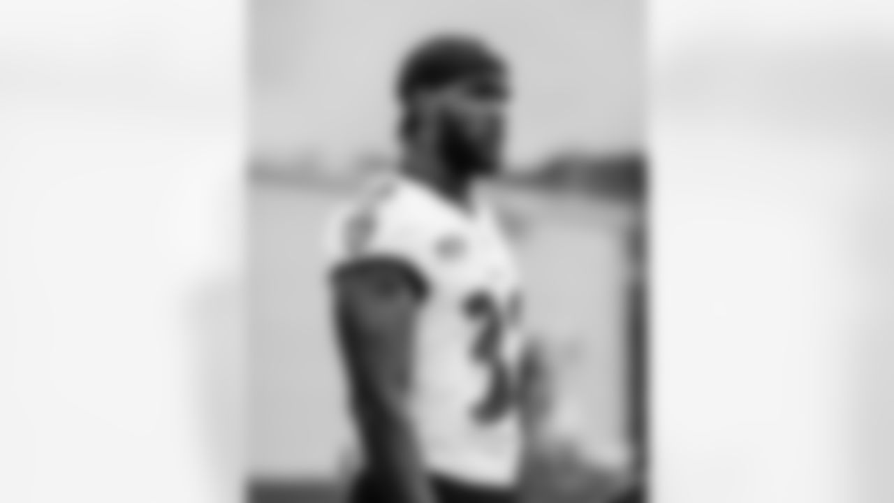 CB Marquise Robinson