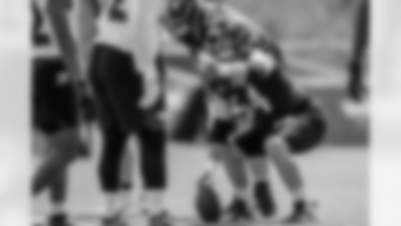 C Tyler Linderbaum