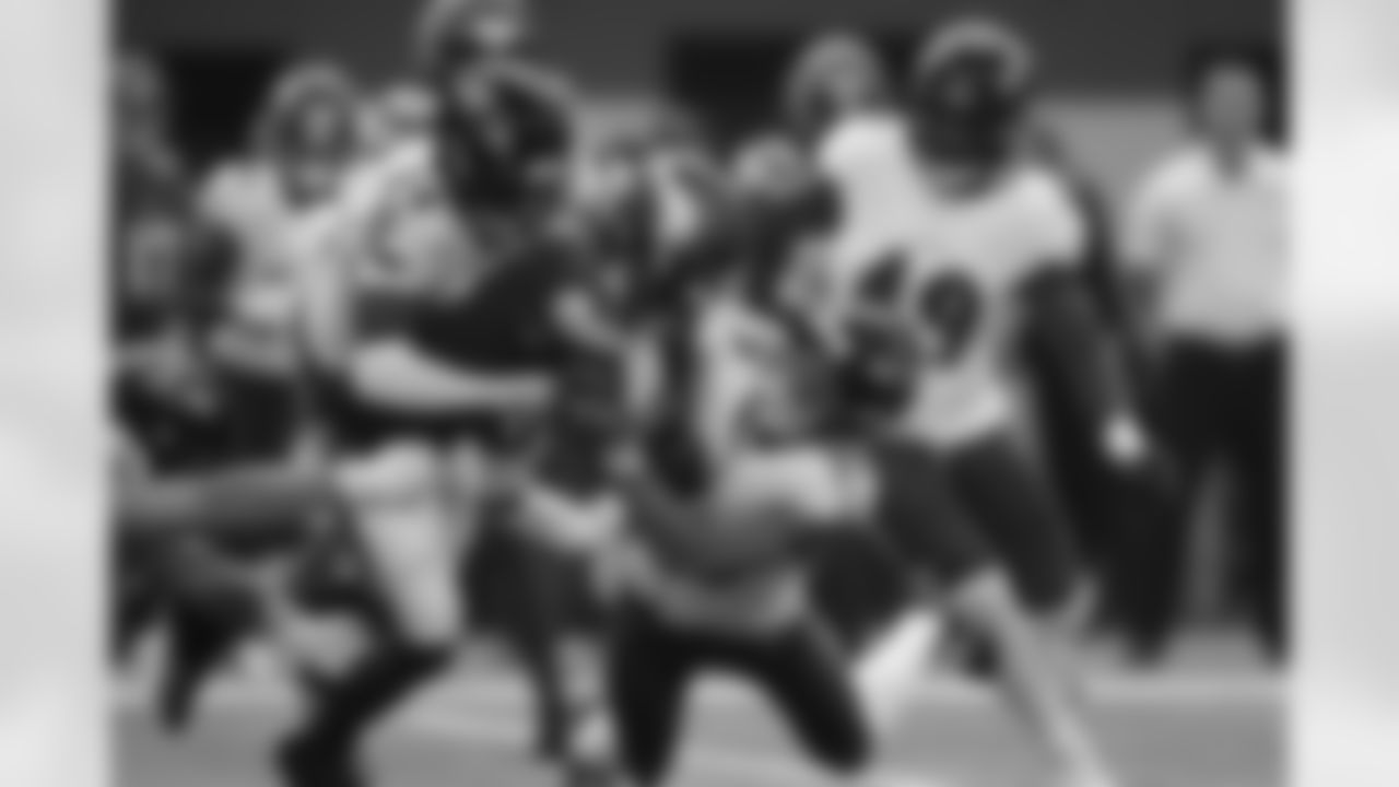 (from left) S Malaki Starks & S Keondre Jackson