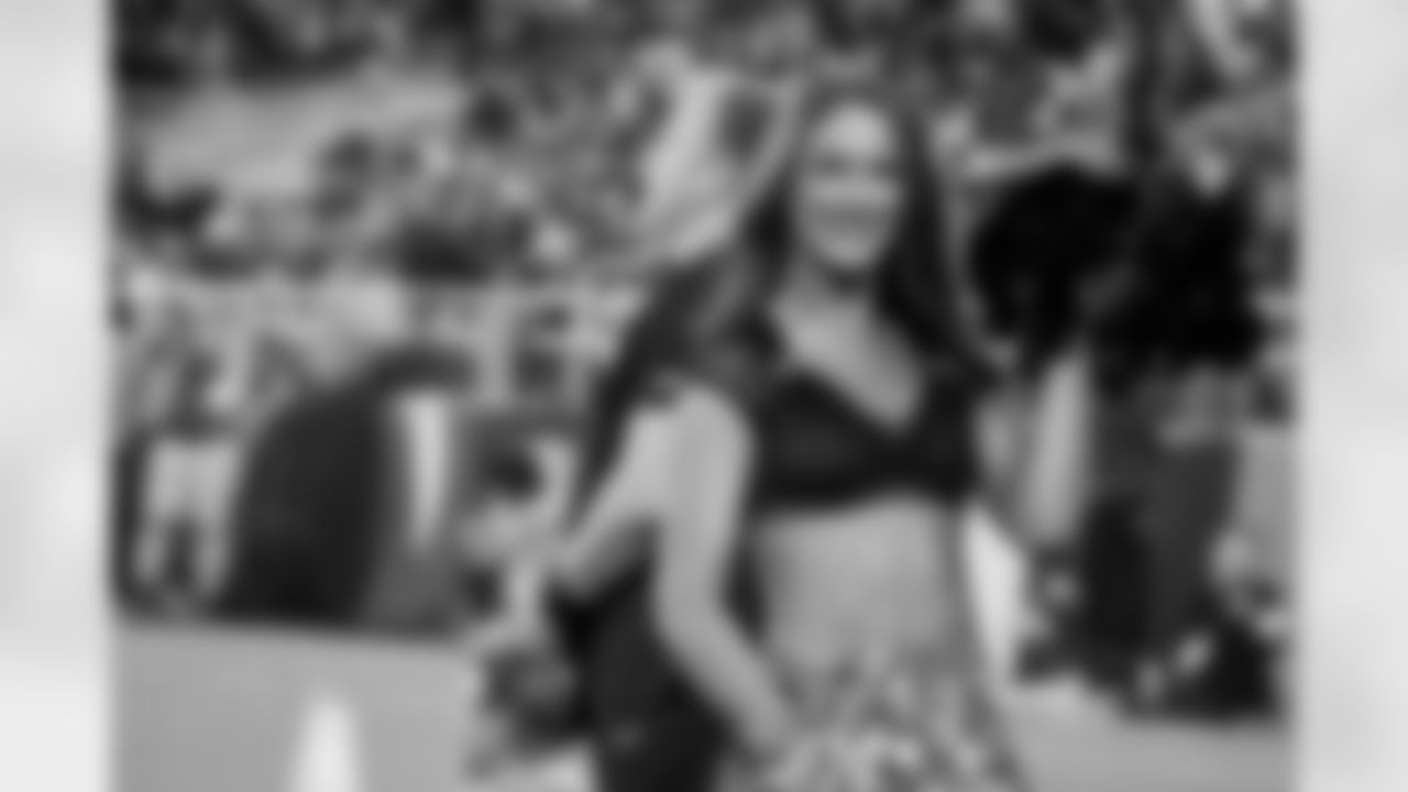 Cheer_VS_Colts-154