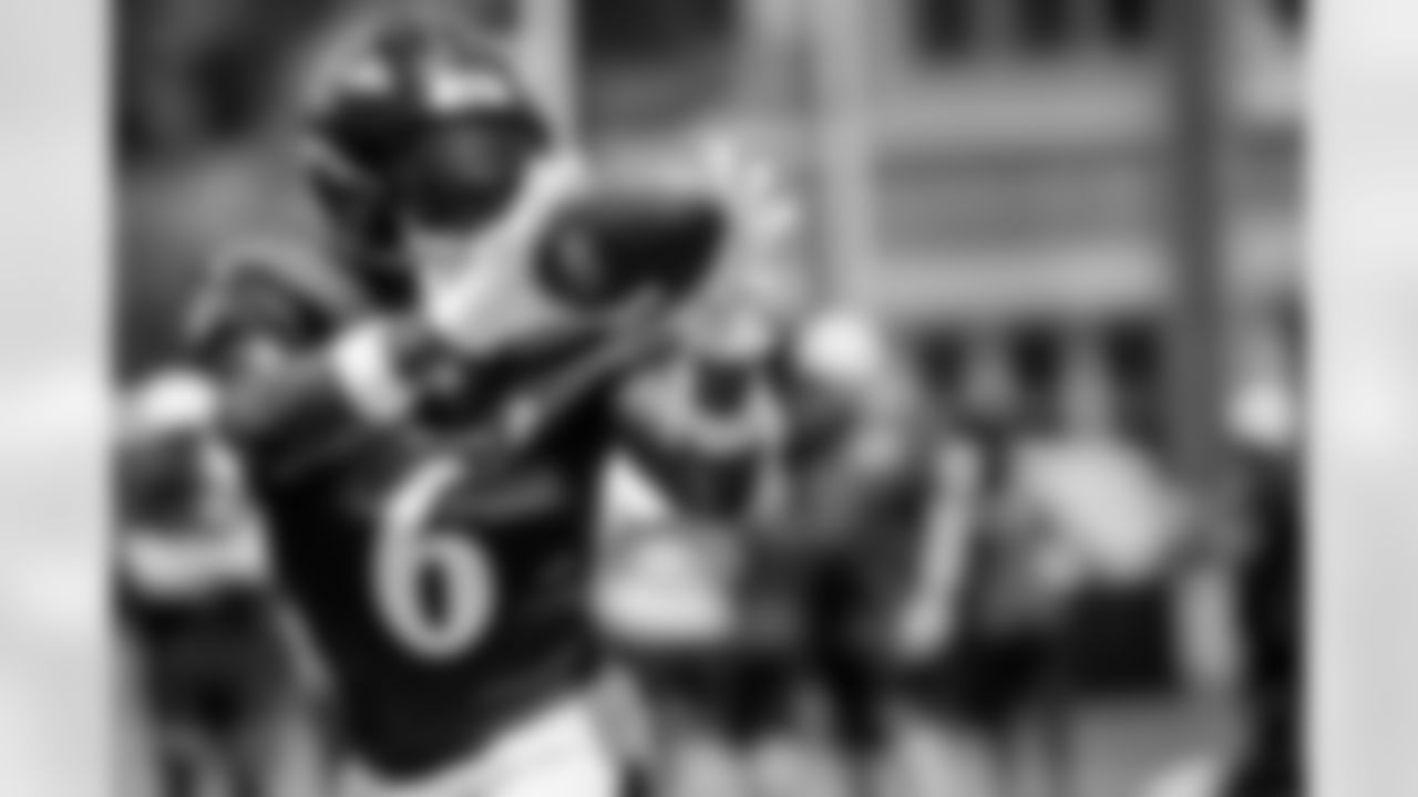 WR Anthony Miller