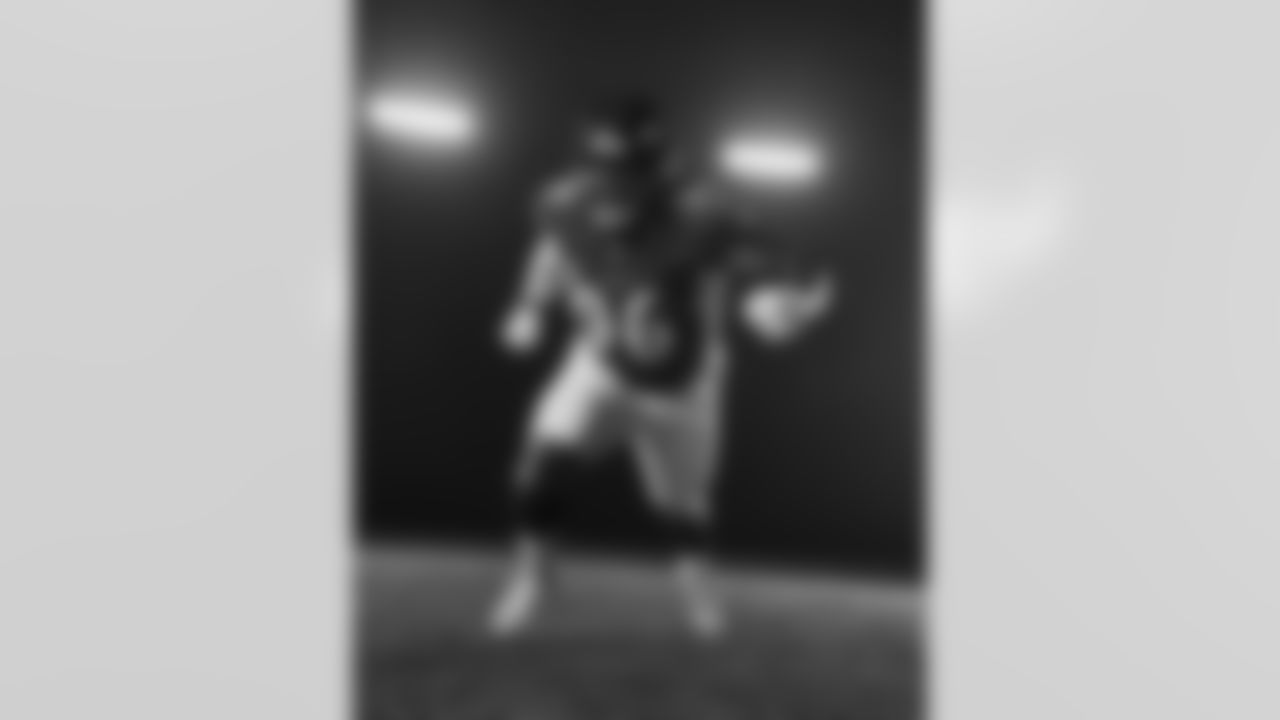 DE/DT Broderick Washington