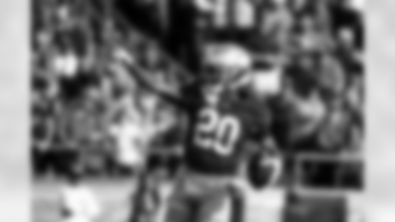 13. CB Benjamin Morrison, Notre Dame
"Morrison is a smooth, easy mover with ball skills. He had a history of strong production before suffering a season-ending injury in October. He excels in off coverage, with a fluid pedal and excellent awareness. He understands down-and-distance situations, settling and closing without wasting any movement. He can effortlessly flip his hips and run with vertical routes. In press coverage, he flashes the physicality to re-route, but he will lose his balance at times and get beat early in the down. He is a willing tackler, sticking his chest into ball-carriers to get them on the ground. He flashed timing and burst as a blitzer. Overall, Morrison has the tools to emerge as a quality starting cornerback provided he returns to full health."
