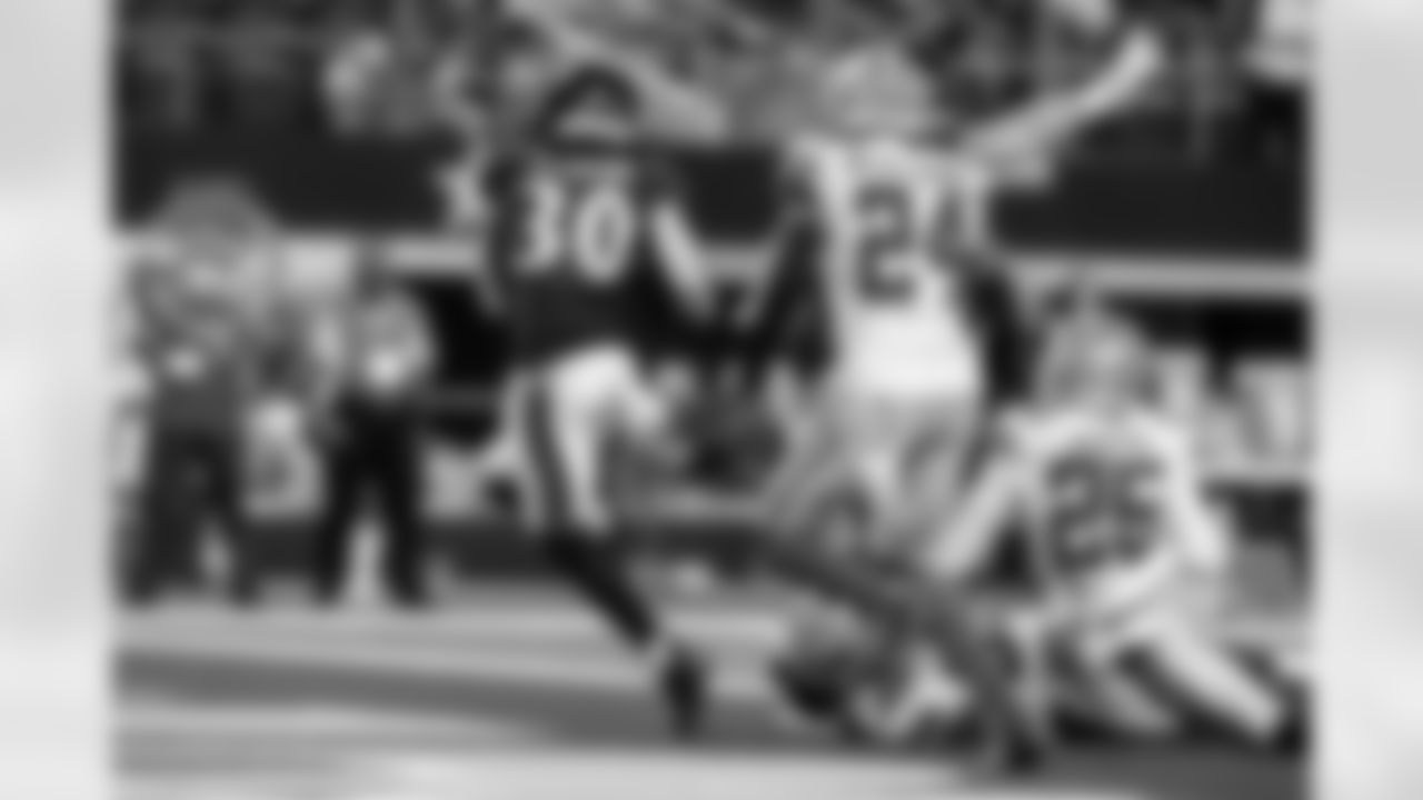 RB D'Ernest Johnson